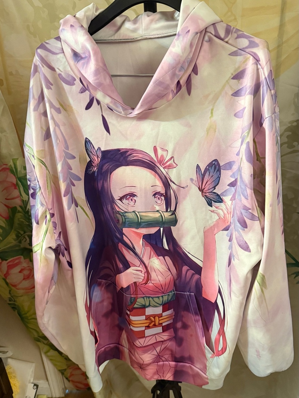 Women’s Pastel Anime Print Hoodie Sweater - Lilac Pink